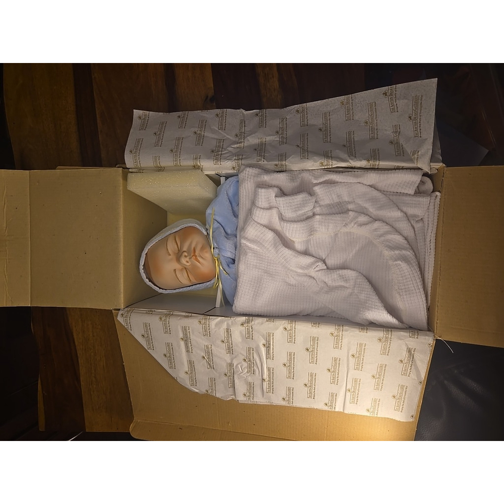 NIB 1993 THE ASHTON DRAKE GALLERIES IT'S A BOY! DESIGNED BY JOYCE WOLF DOLL NRFB
